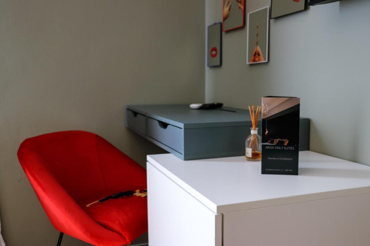 Aron Only Suites Bed And Breakfast Пескара Екстериор снимка